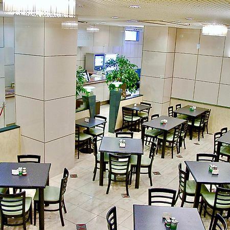 Okayama Ekimae Universal Hotel Экстерьер фото