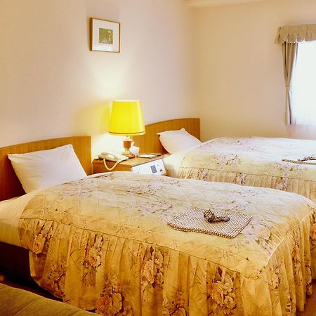 Okayama Ekimae Universal Hotel Экстерьер фото