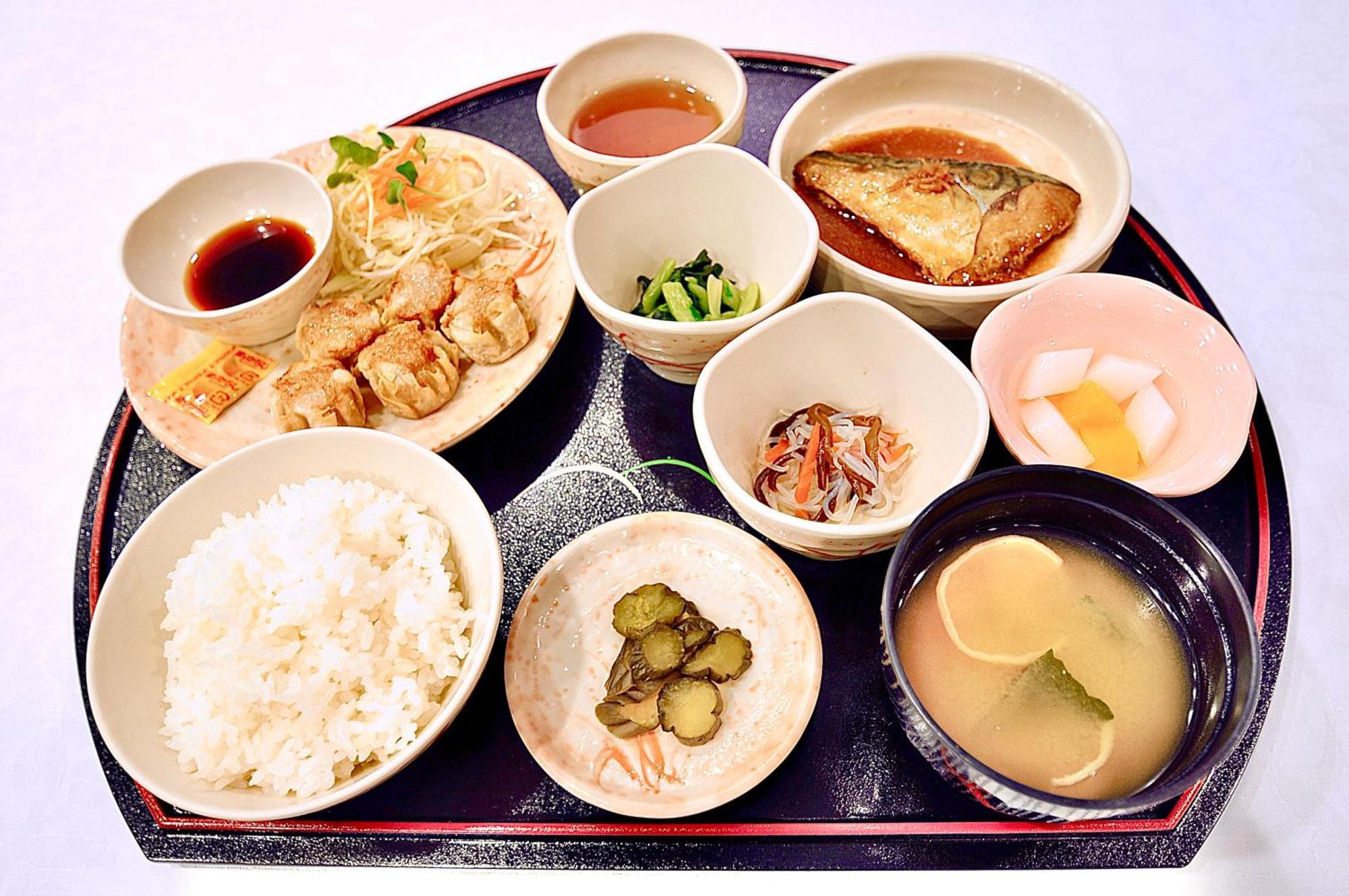 Okayama Ekimae Universal Hotel Экстерьер фото