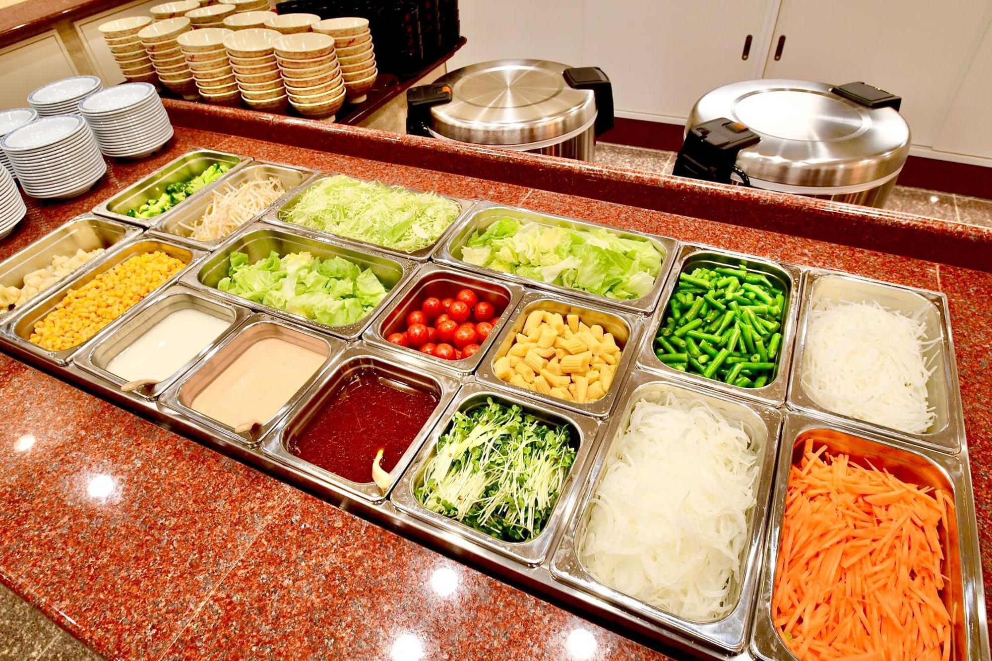 Okayama Ekimae Universal Hotel Экстерьер фото