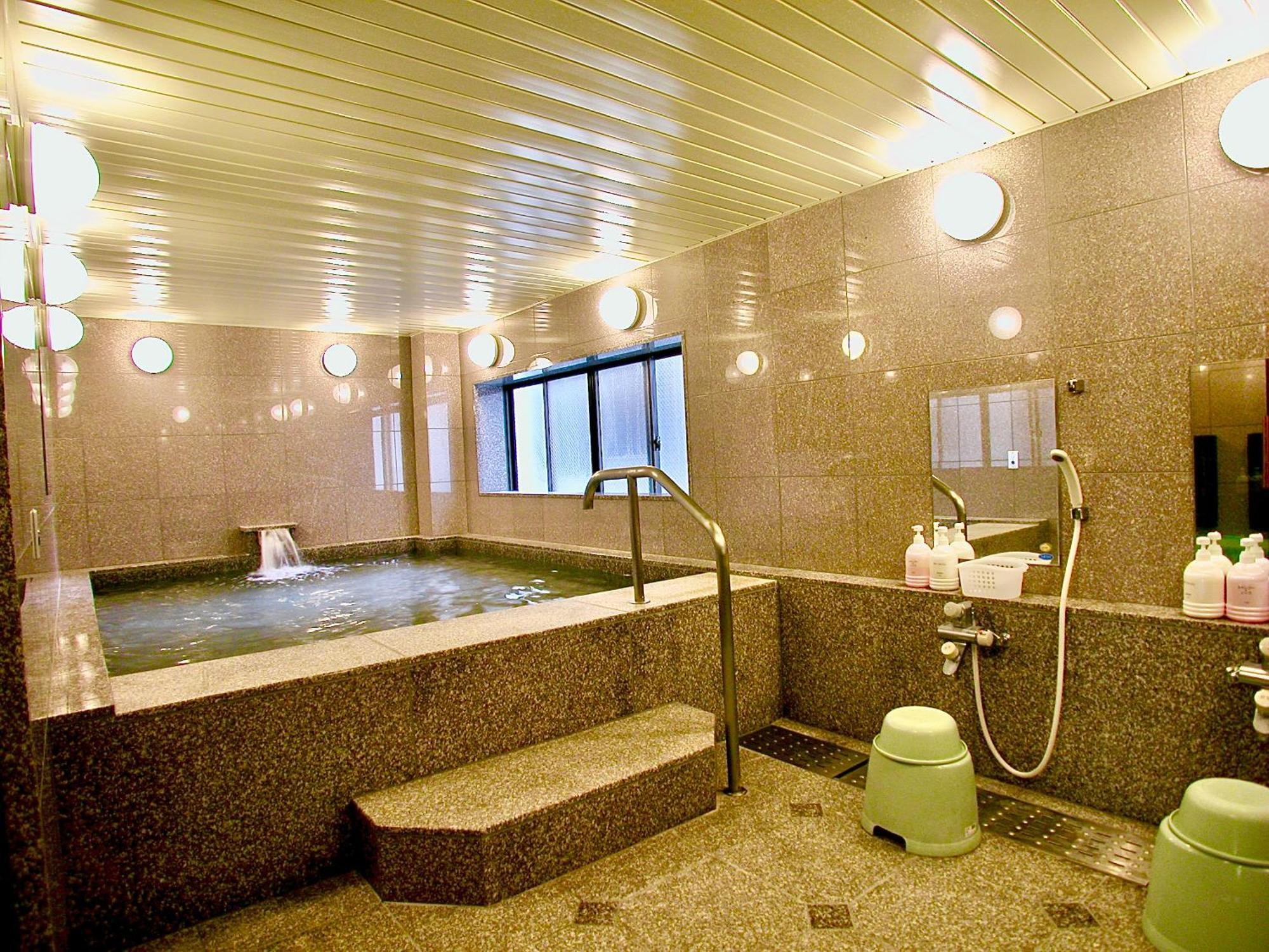 Okayama Ekimae Universal Hotel Экстерьер фото